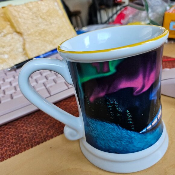 Polar Express Mug - Picture 4 of 6